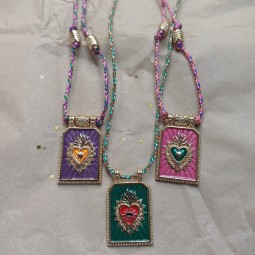 Collier Amulette -3 Coloris-